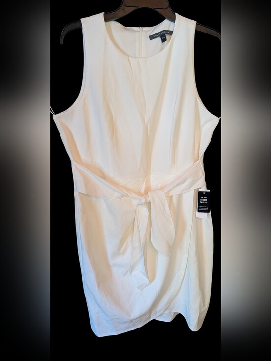 julia jordan Dresses & Skirts - Julia Jordan NWT Soft Ivory Sleeveless Midi Dress, Ties In Front Size Large